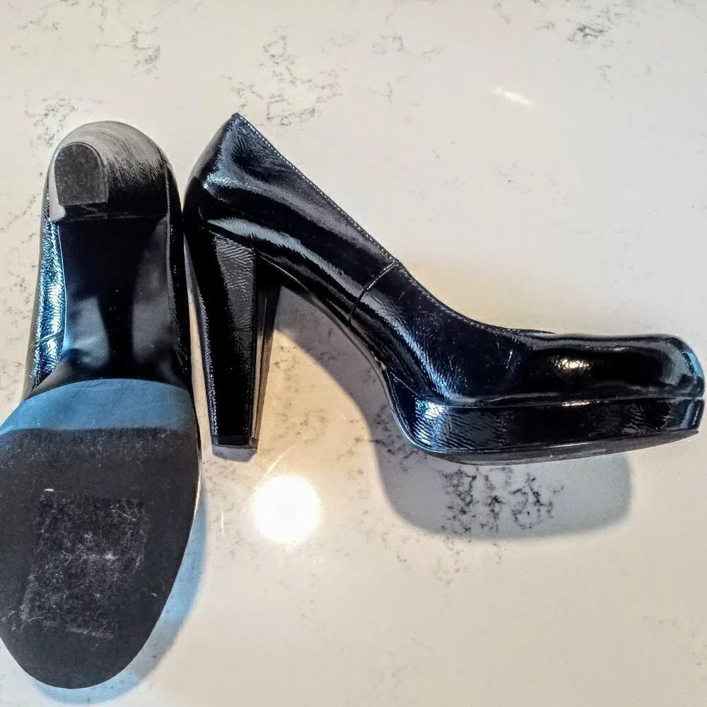 Calvin Klein Black Patent Pumps NWOT